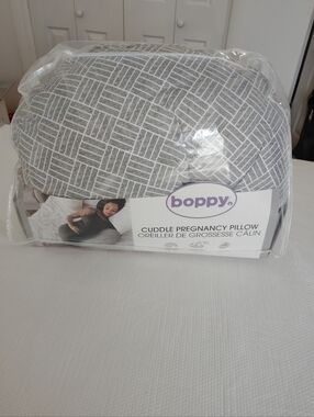 Boppy Cuddle Pregnancy Pillow C-Shape Gray White Machine Washable